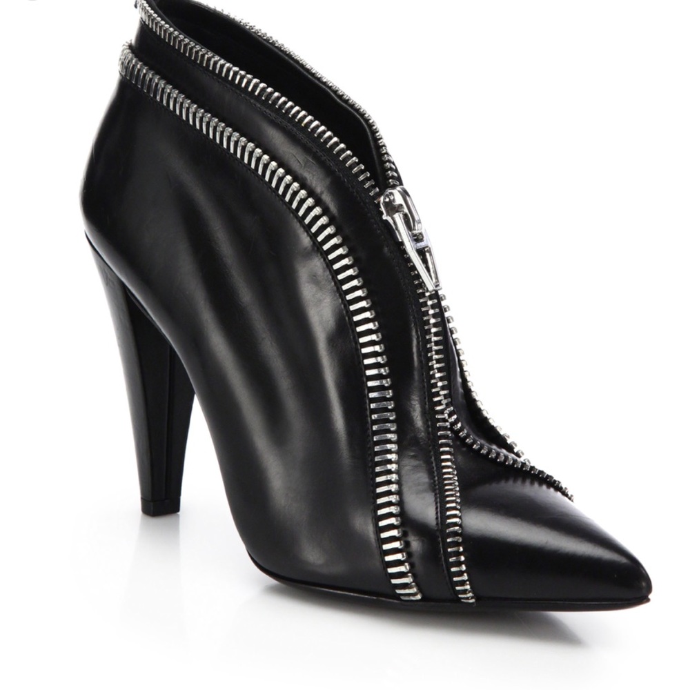 (NWOT)Alexander Wang Booties